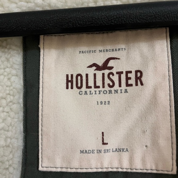 Hollister Winter Coat Siz (Teen and Young Adult) Large - Picture 6 of 7